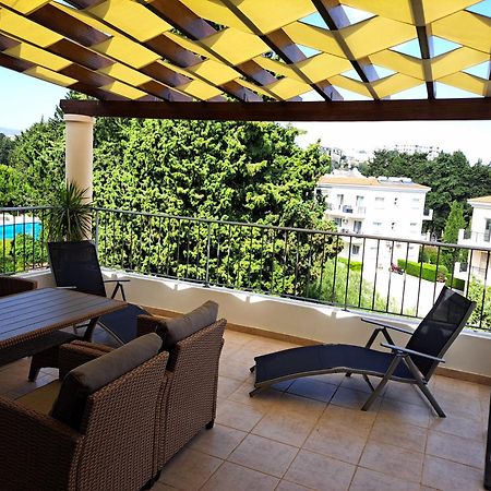 Penthouse Carina Apartment Paphos Exterior foto