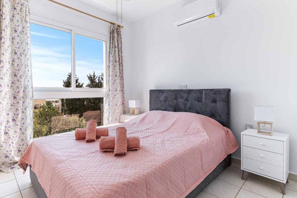 Penthouse Carina Apartment Paphos Exterior foto