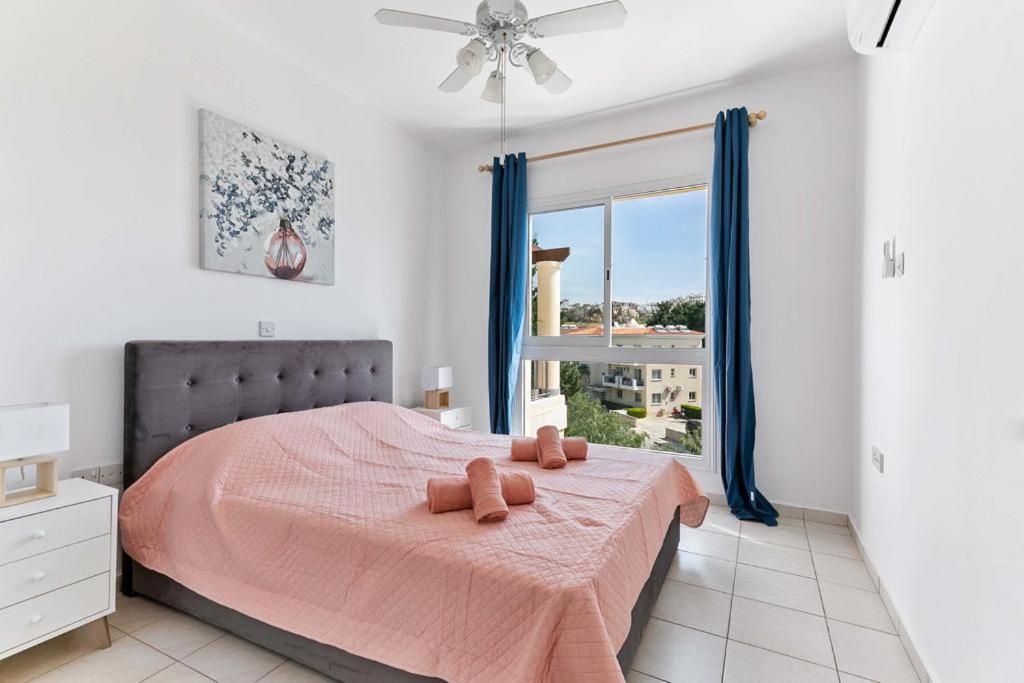 Penthouse Carina Apartment Paphos Exterior foto
