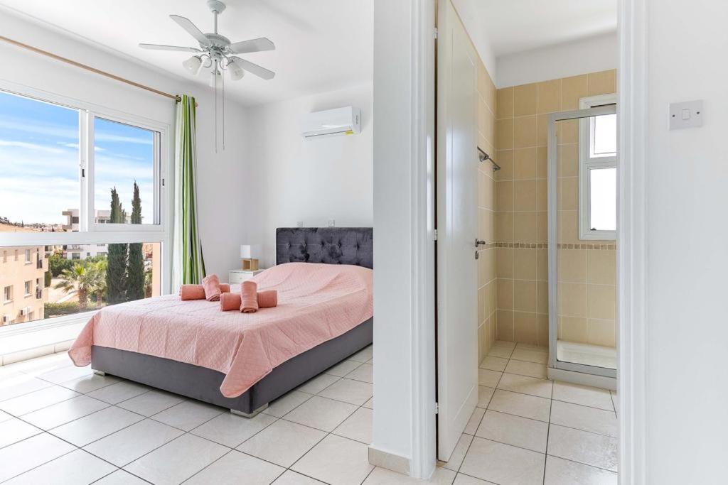 Penthouse Carina Apartment Paphos Exterior foto
